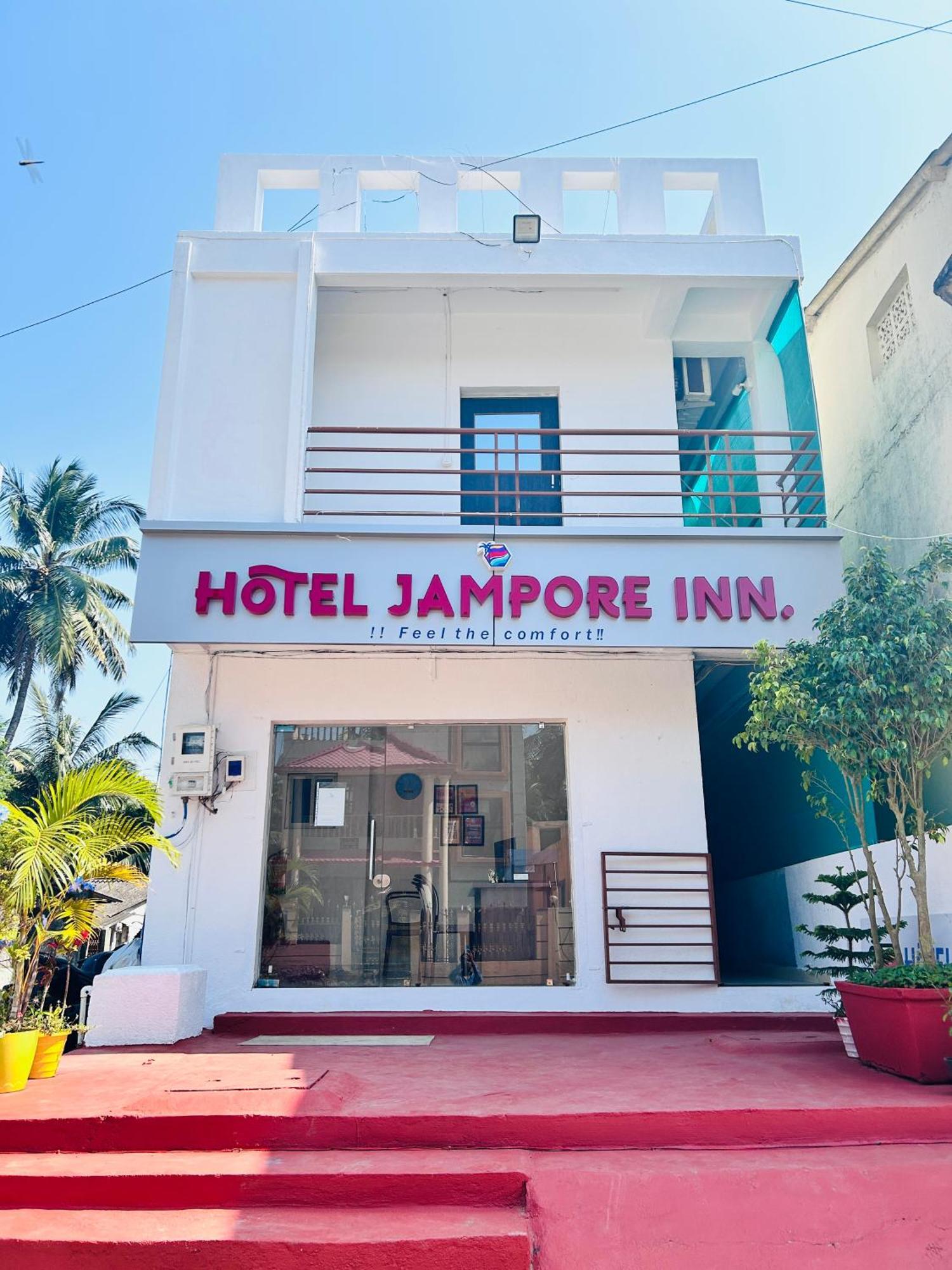 Hotel Jampore Inn Daman Exteriör bild